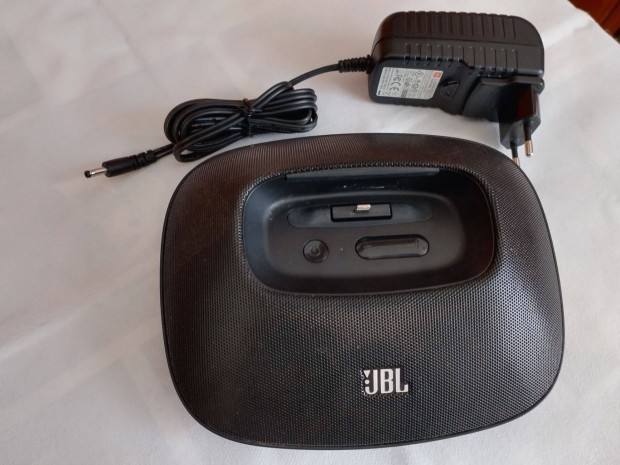 JBL TCL2011 dokkol