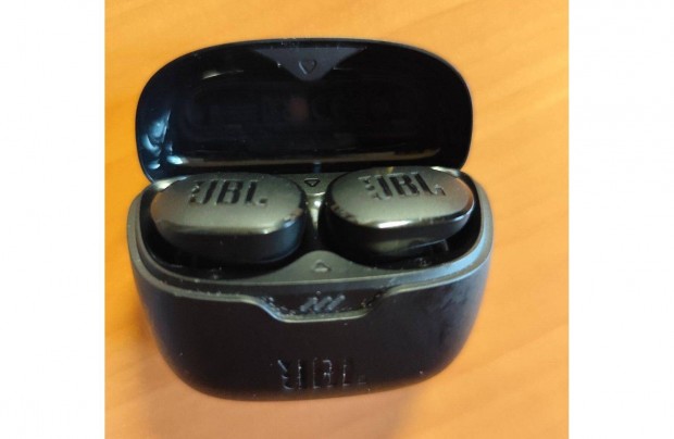 JBL Tune Buds bluetooth flhallgat