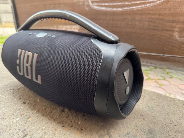 JBL boombox 3