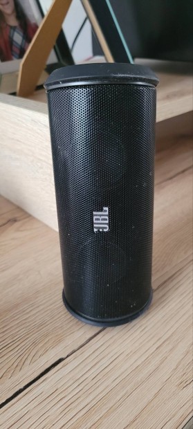 JBL flip 2 bluetooth hangszr