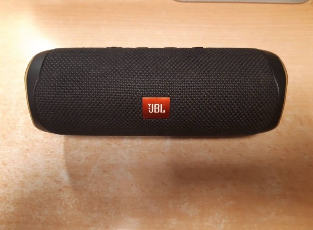 JBL hangszr