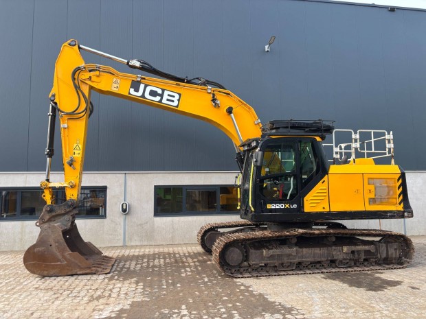 JCB 220X/ 6651 zemra / Lzing 20%-tl