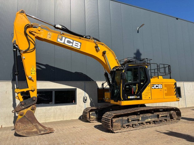 JCB 220X / 2978 zemra / Lzing 20%-tl