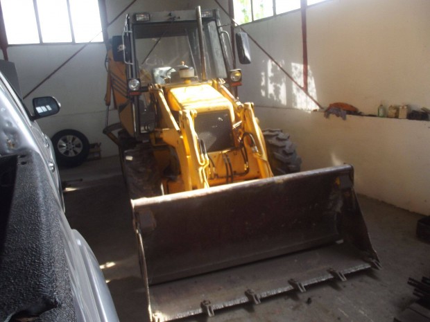 JCB 2CX kotr-rakodgp elad