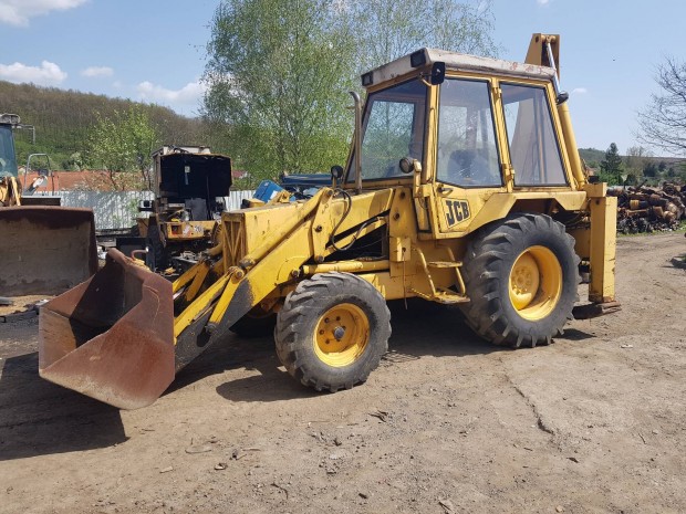 JCB 3CX.elad.