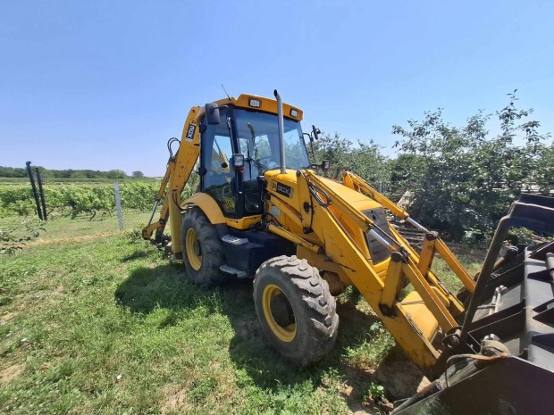 JCB 3CX kotr-rakod munkagp 