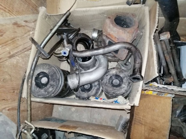 JCB 3CX traktor dugatty stb.megmaradt hasznlt alkatrsz szett r