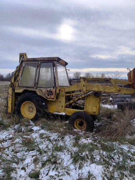 JCB 3cx elad�