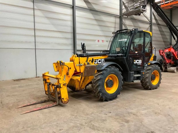 JCB 535-125 / 3 156 üzemóra / Lízing 20%-tól