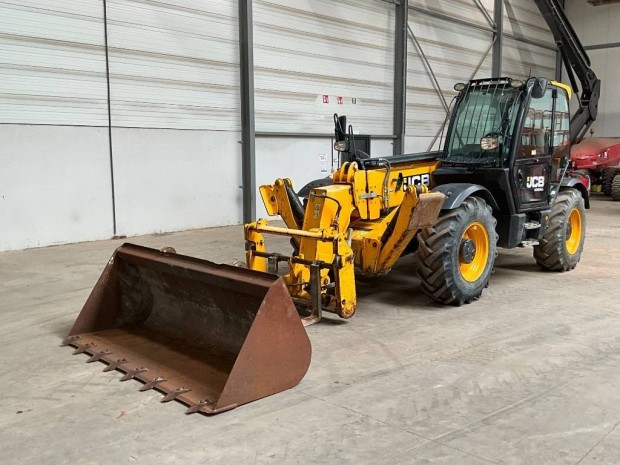 JCB 535 V 125 / 3.157 h üzemóra / Lízing 20%-tól