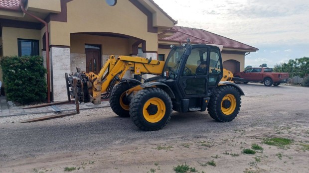 JCB 541-70 teleszkópos rakodógép