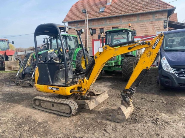 JCB 8018 CTS Minikotrgp 2260 ra . 1,8 Tonna