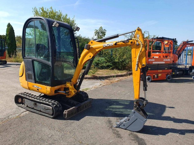 JCB 8018 gumihevederes mini forgkotr