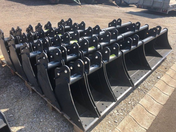 JCB 8025 - 8035 / 1CX roks / mlys