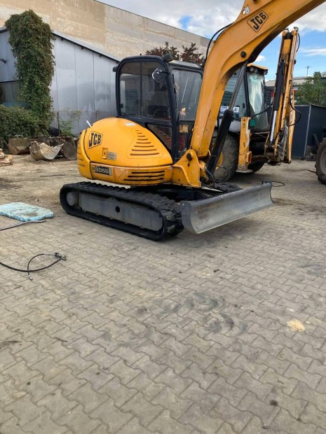 JCB 8056 gumitalpas kotr