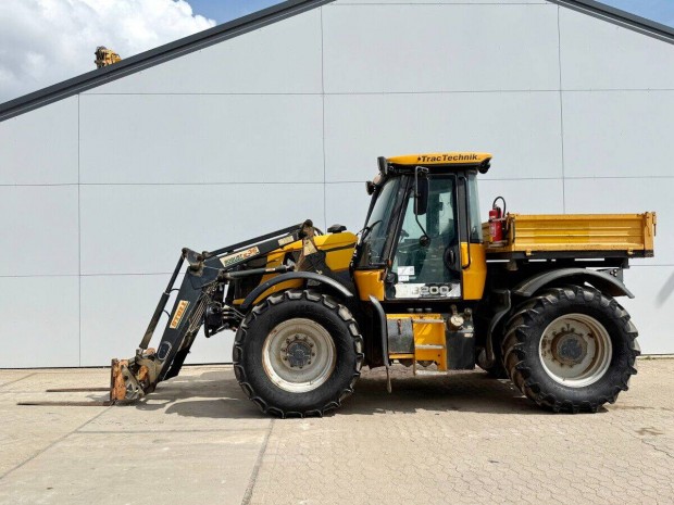 JCB Fastrac 3200 AWD / Üzemóra: 13 008 / Lízing 20%-tó