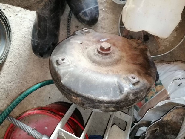 JCB Hidrodinamikus Tengelykapcsol� 04/600784 fel�j�t�sra,270eft �j �r!