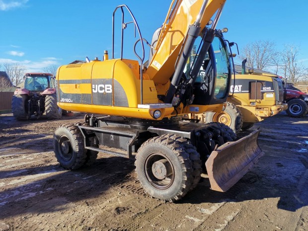 JCB JS 160 Gumikerekes Forgkotr