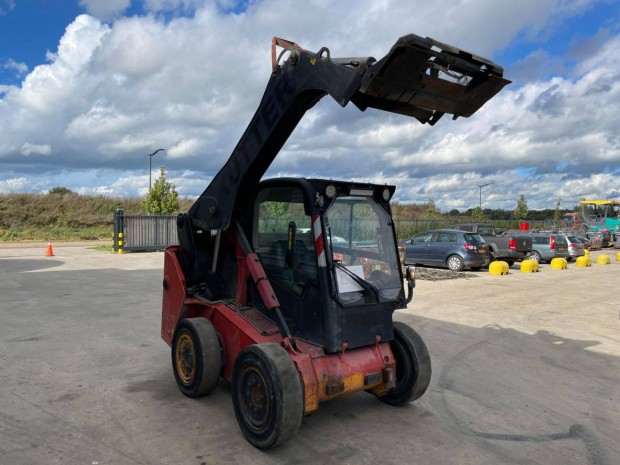 JCB R260 / 5 758 üzemóra / Lízing 20%-tól