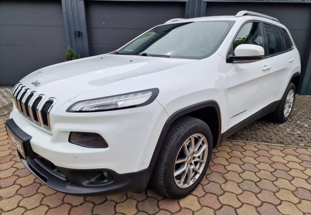 JEEP Cherokee 2.0 MJD Longitude FWD Összkerék.N...