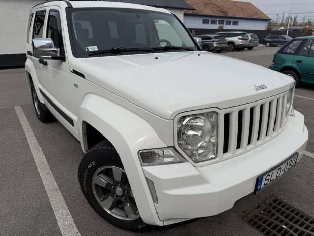 JEEP Cherokee 2.8 CRD Limited Korekt �llapotban
