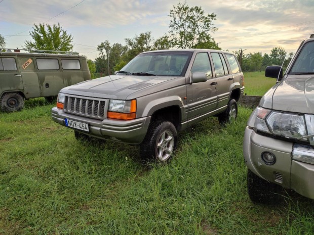 JEEP GRAND Cherokee ZG 5.9 V8