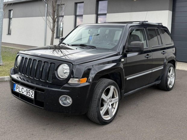 JEEP Patriot 2.0 CRD Limited 4x4 Napf�nytet�//B...