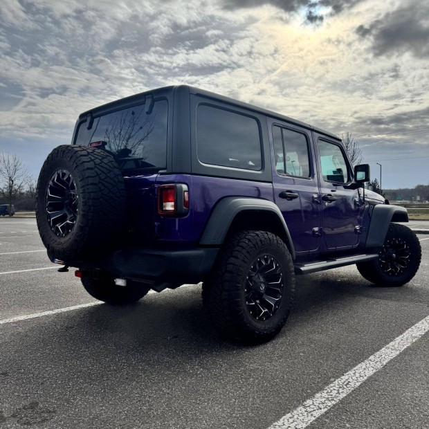 JEEP Wrangler 3.6 V6 Manual 9600 km-rel Alkalmi...
