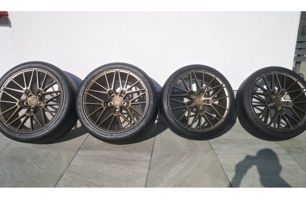 JR38 Japan Racing 19 colos alufelnik, 5115 osztkrrel, nyri gumik