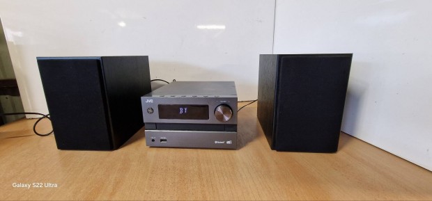 JVC Bluetothos usb mp3 mini hifi