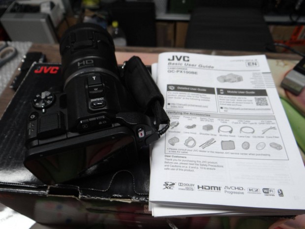 JVC GC-PX100BE Full Hd Videokamera Elad�