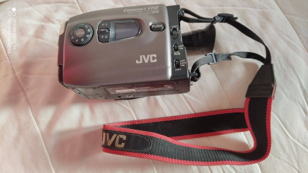 JVC GR-AX 900U videokamera