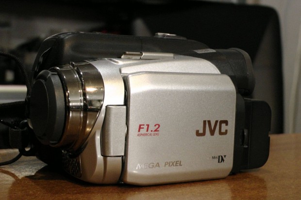 JVC GR-DF540E Minidv Videokamera jszer!