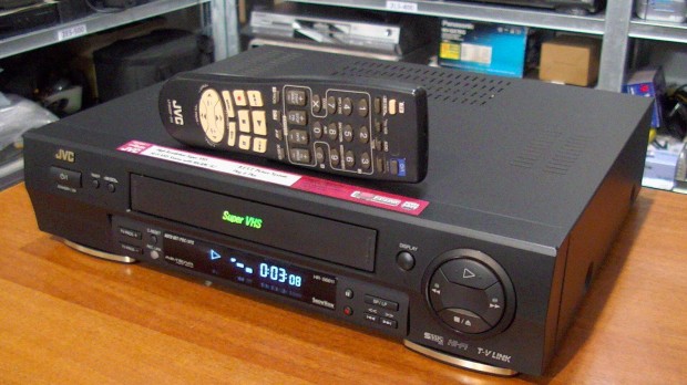 JVC HR-S6611 Hi-Fi Stereo S-VHS
