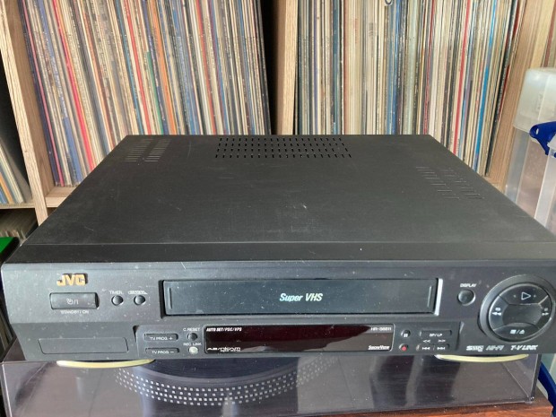 JVC HR-S6611 VHS videmagn lejtsz/felvev