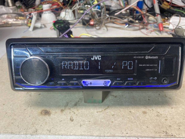 JVC KD-X351BT. Bluetooth autórádió eladó