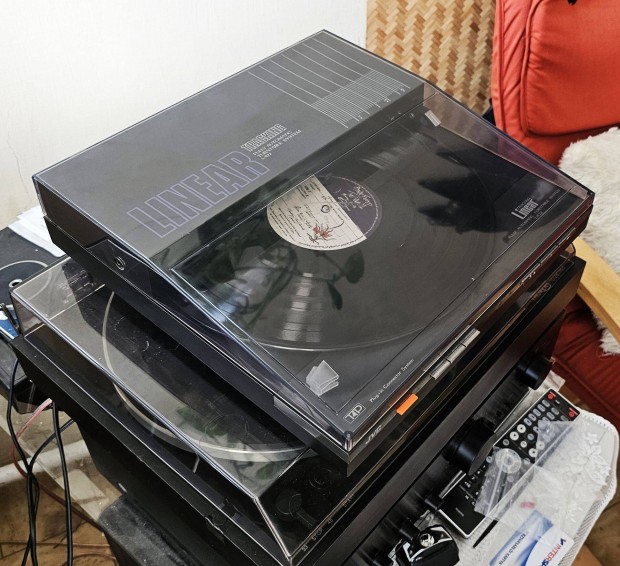 JVC L E22 Lineáris Extra Ritka Lemezjátszó, A Gyári Tűvel!
