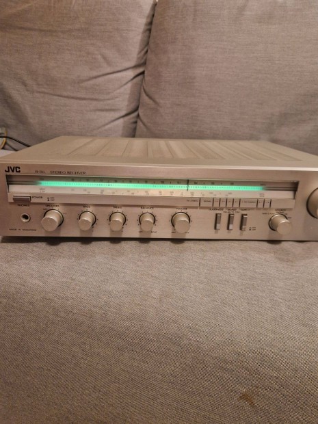 JVC R-1XL receiver