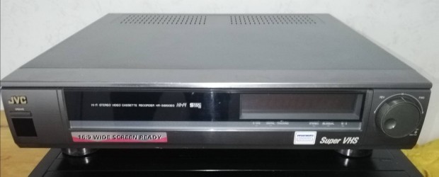 JVC S - VHS Hifi Stereo Vide recorder 