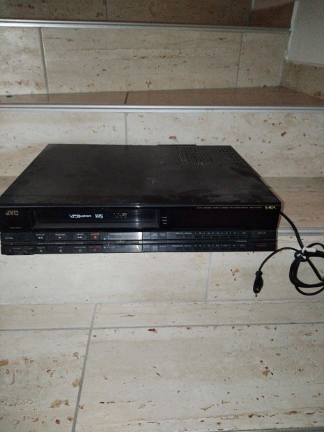 JVC VHS HiFi Stereo Videomagn elad Dunakeszi