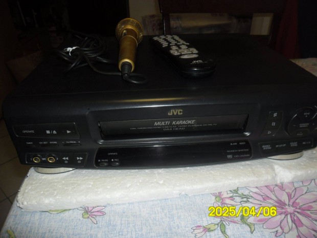 JVC Videómagnó mikrofonnal