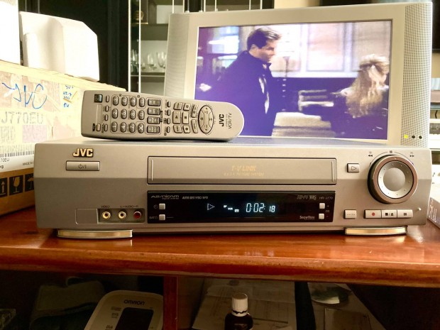 JVC hi-fi stereo vide recorder