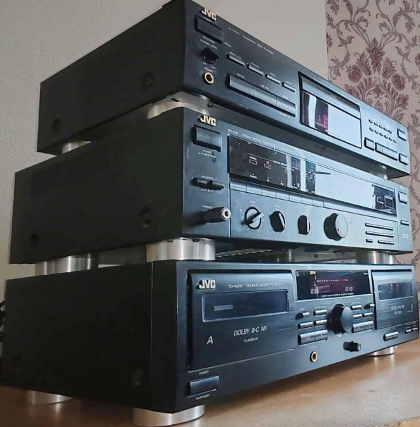 JVC hifi torony