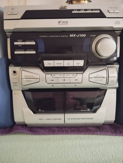 JVC hifi torony 