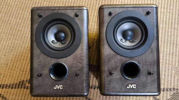 JVC szlessv hangfal