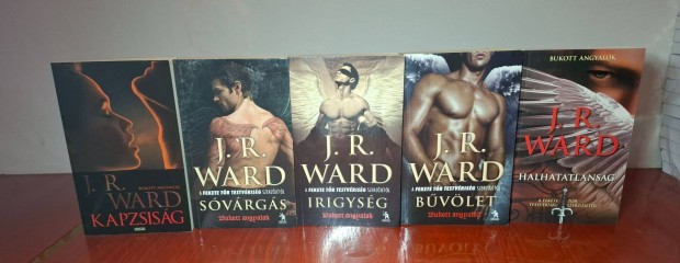 J.R. Ward: Bukott angyalok sorozat