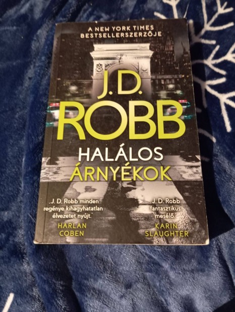 J. D. Robb: Hallos rnykok