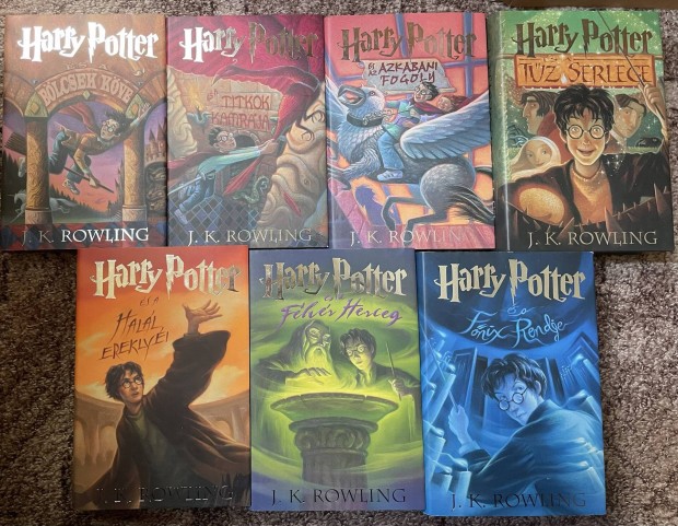 J. K. Rowling: Harry Potter 1-7.