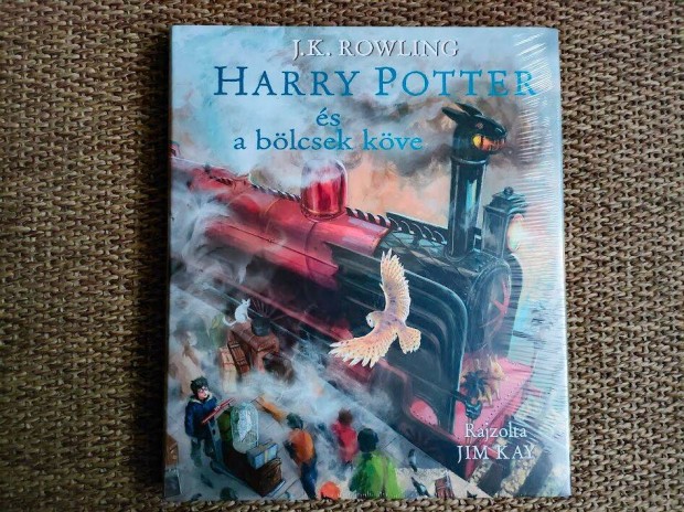 J. K. Rowling: Harry Potter s a blcsek kve - Illusztrlt kiads j
