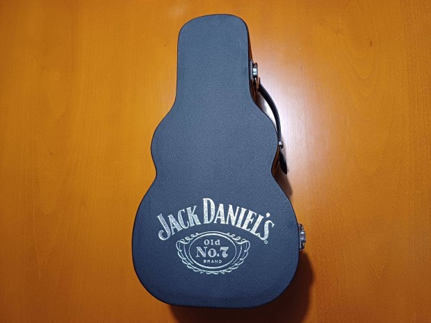 Jack Daniel's gitrbox dszdoboz